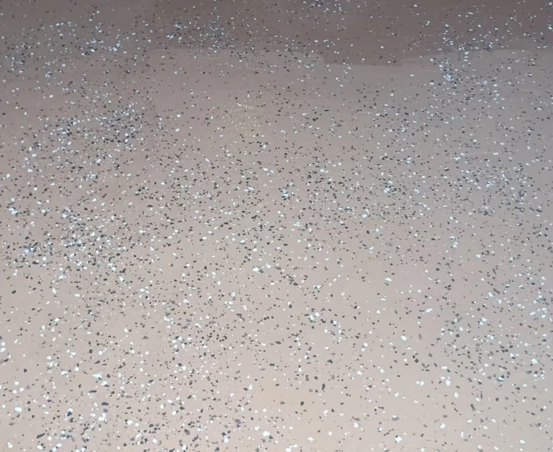 Decorative epoxy floor finish